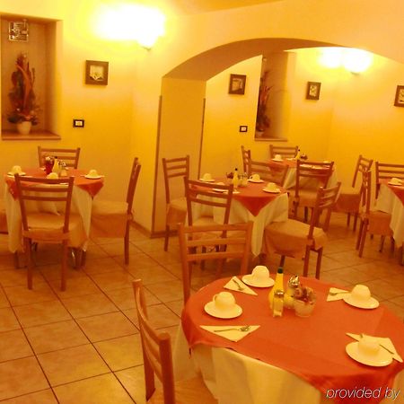 פראג Central Hotel Tiepolo מראה חיצוני תמונה